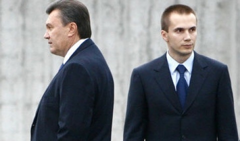 Суд зняв арешт з трьох рахунків на $15 млн у банку сина Януковича