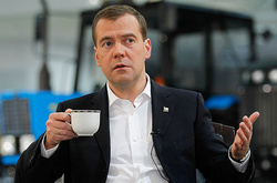 Чергове російсько-американське загострення. Медведєв висловив співчуття Обамі