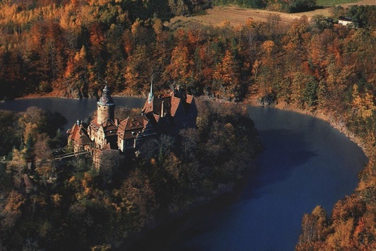 Як польський замок перетворюється на школу Гаррі Поттера
