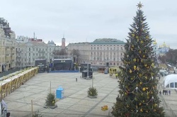 Різдвяні ярмарки в Києві: приголомшливий вид з висоти пташиного польоту
