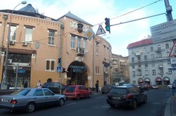 У столиці на низці вулиць встановили нові світлофори