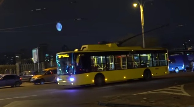 Як в столиці працює нічний громадський транспорт