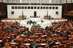 Влада Туреччини продовжила режим надзвичайного стану 