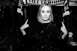 СМИ: Адель тайно вышла замуж