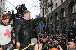 Петро Порошенко на Банковій під час Євромайдану