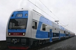 На Львівщині поїзд «Інтерсіті» вночі дві години простояв у полі