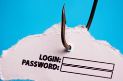 В Україні за даними банківських карток «полюють» майже 200 сайтів