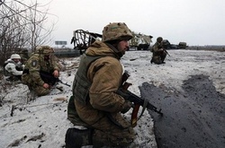 Бойовики за добу 42 рази обстріляли сили АТО, поранено двох бійців – штаб