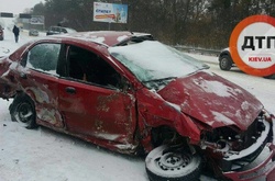 На Бориспільській трасі сталася масштабна ДТП 