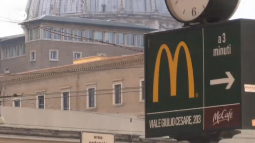 Як McDonald's у Ватикані обурив італійців