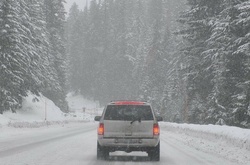 Ситуація на дорогах країни нормалізувалась, але три траси закриті, - ДСНС