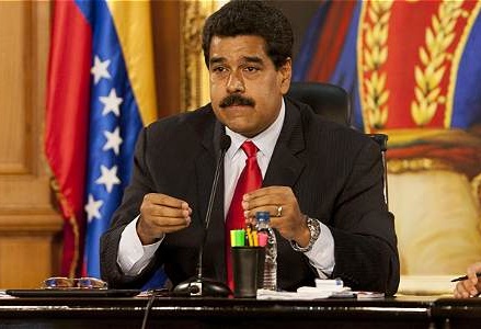 Парламент Венесуели оголосив про відставку Мадуро