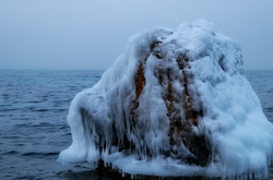 Одеські пляжі вкриваються льодом