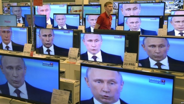 Російський опозиціонер назвав український телеканал, який тривалий час грав на руку Путіну