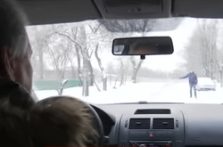 У столиці двоє парубків поцупили таксі, бо не вистачило грошей на проїзд