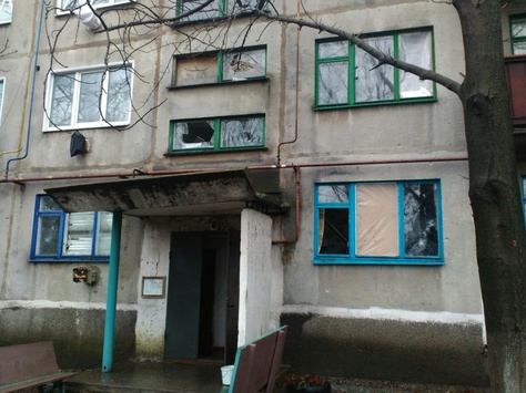 Бойовики обстріляли житловий сектор Красногорівки: є постраждалий