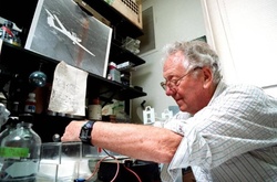 Помер лауреат Нобелівської премії з медицини Олівер Смітіс