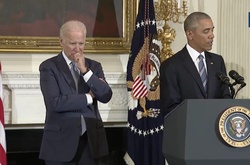 Обама нагородив Байдена найвищою президентською нагородою і той заплакав