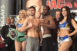 Боксер  Хитров на 400 грам виявився легшим за свого суперника