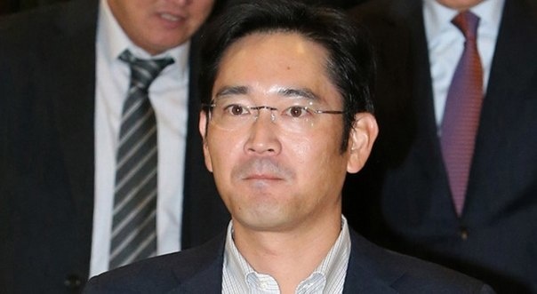Керівника Samsung можуть арештувати