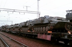 Україна перевірить скупчення російських військ у своїх кордонів