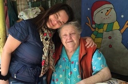 СБУ разрешила Наташе Королевой приехать на похороны бабушки в Киев