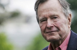 Екс-президент США Джордж Буш-старший потрапив в реанімацію 