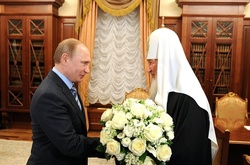 Російська церква планує «освятити» води морів та океанів світу