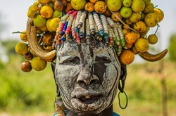 Причудливая красота женщин эфиопских племен в объективе Омара Реда