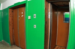 У Святошинському районі Києва зірвався ліфт із жінкою та маленькою дитиною