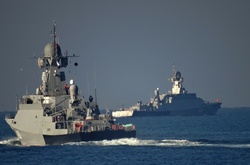 Російські кораблі в Тартусі