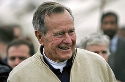 Лікарі повідомили про стан Буша-старшого