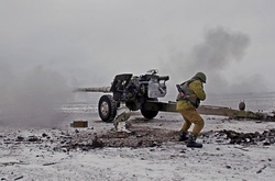 Бойовики на Луганщині поранили українського військового