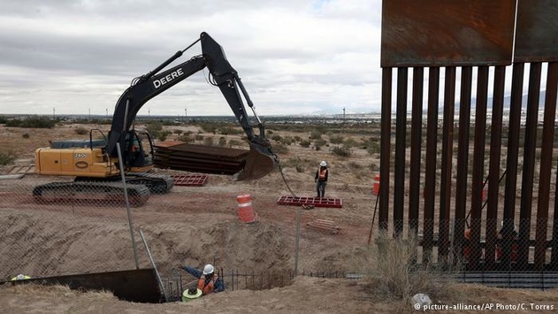 Дональд Трамп і його стіна між Мексикою та США. Фотогалерея