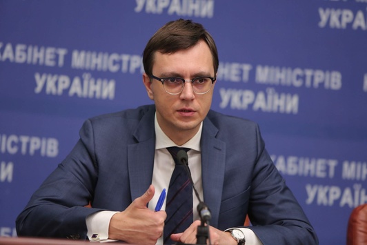 Омелян заявив, що в «Укрзалізниці» наймають «зручних людей», які виконують корупційні вказівки