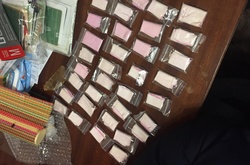 Правоохоронці виявили в квартирі столичної багатоповерхівки наркопритон