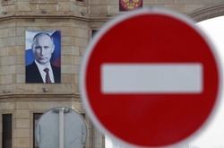 ЗМІ: У Трампа підготували указ про зняття санкцій з Росії 