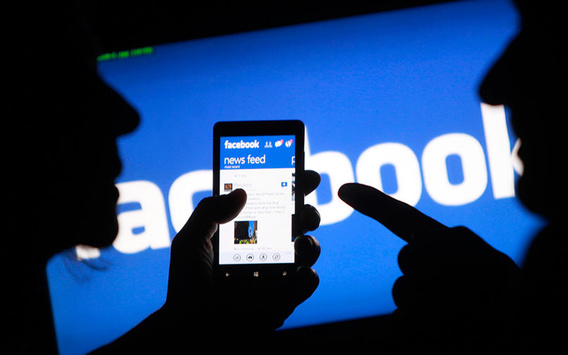 У Медведчука звинуватили адміністрацію соцмережі Facebook в провокації