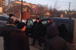 СБУ затримала на хабарі поліцейського з Тернопільщини