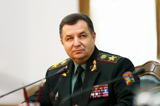 Міністр оборони: зараз Україну захищають 40 тисяч добровольців
