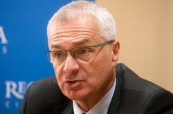 Роберт Хома