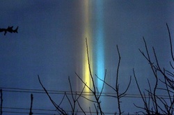 Чий Крим? Небо над окупованим півостровом забарвилося у синьо-жовті кольори