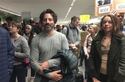  Засновник Google, який народився у Москві, прийшов на мітинг проти «антимігрантського» указу Трампа