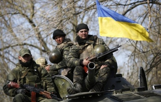 Доба в зоні АТО: 55 ворожих обстрілів, одного українського військового поранено