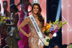 Переможницею конкурсу «Міс Всесвіт» стала 24-річна француженка
