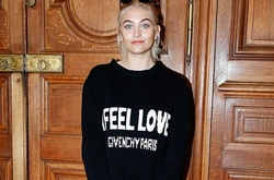 Пэрис Джексон подписала музыкальный контракт с менеджером Принца