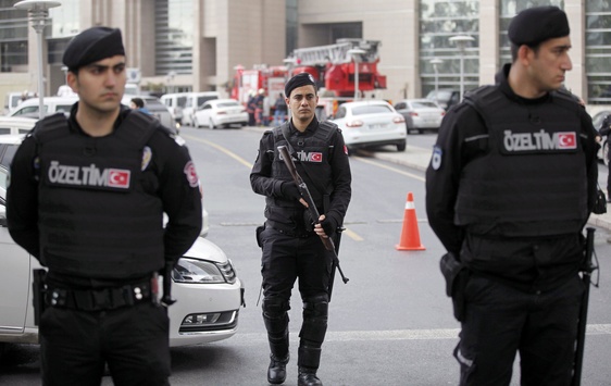 Стрілянина в стамбульському ресторані: одна людина померла, ще двоє поранені