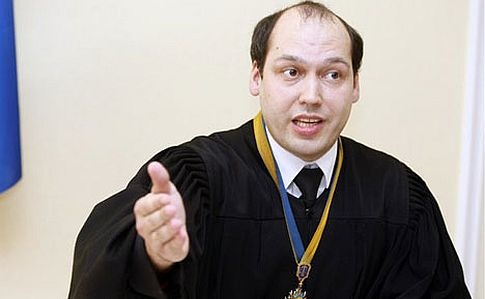 Скандального суддю Вовка можуть відновити на посаді у Печерському суді