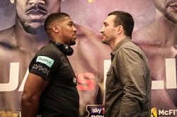 Кличко і Джошуа провели дуель поглядів у Нью-Йорку