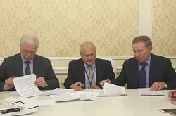 У Мінську контактна група закликала до повного припинення вогню на Донбасі 